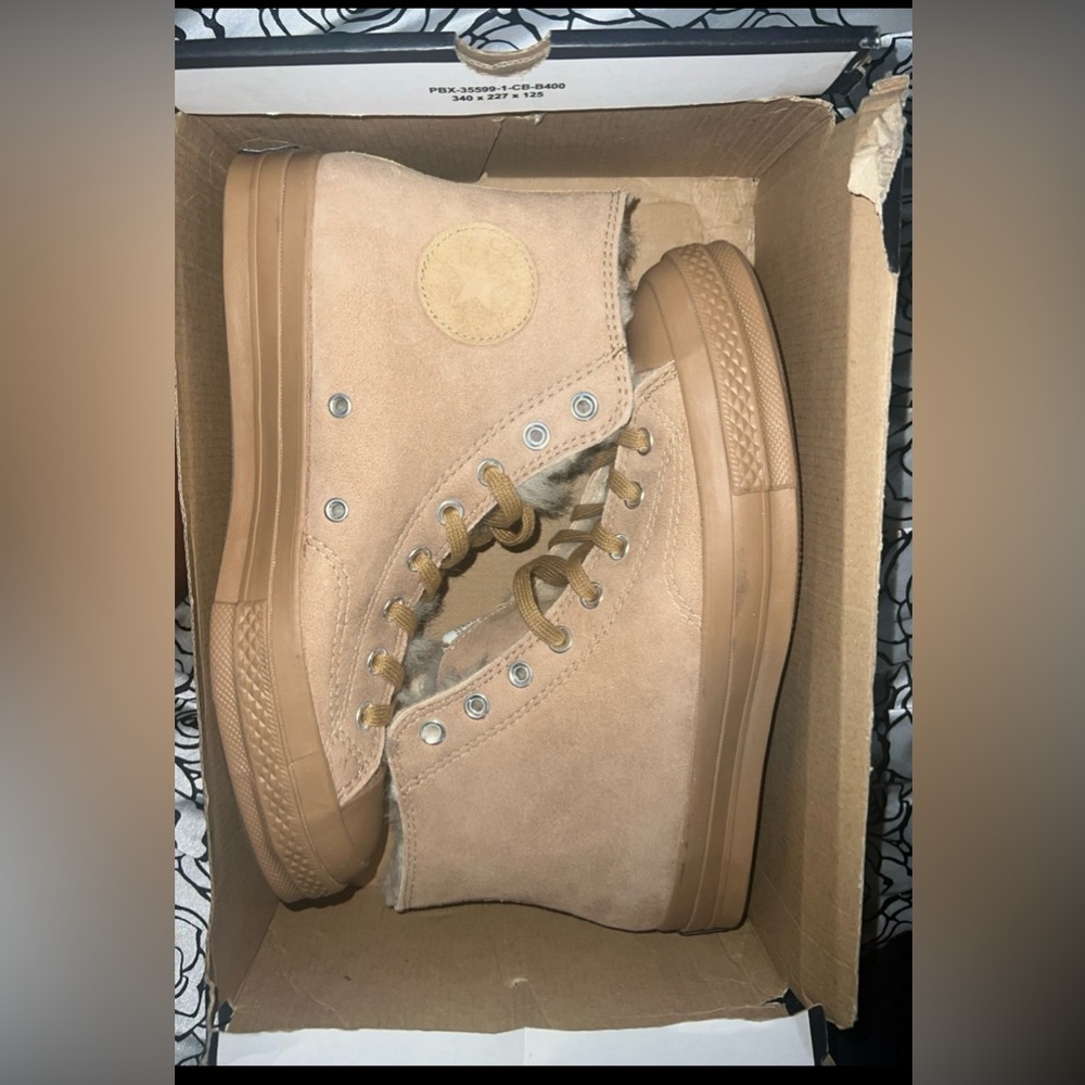 New Chuck Tayors with Fur